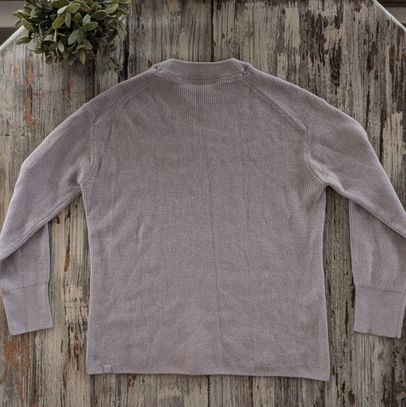 Lululemon Merino Wool-Blend Ribbed Crewneck Sweater Light Lavender Womens 6 - Picture 6 of 8